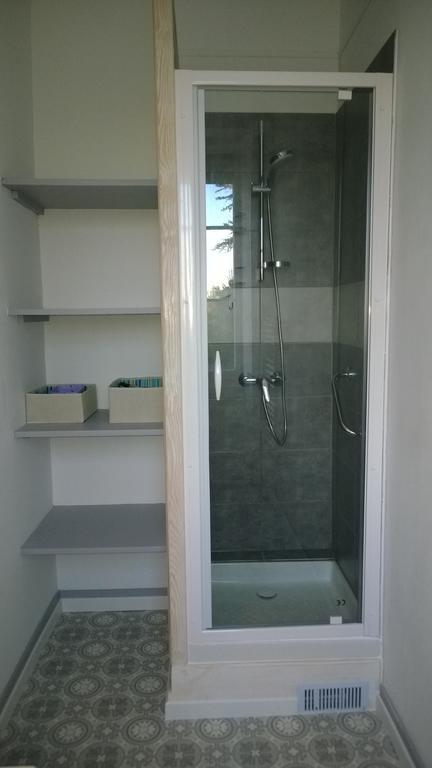 Locations Rives De Seugne - De Gaulle Apartamento Jonzac Exterior foto